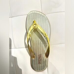 Michael kors jelly gold sandals size 6,8